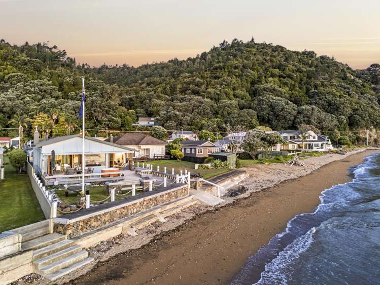 417 Thames Coast  Road SH25 Te Puru_0