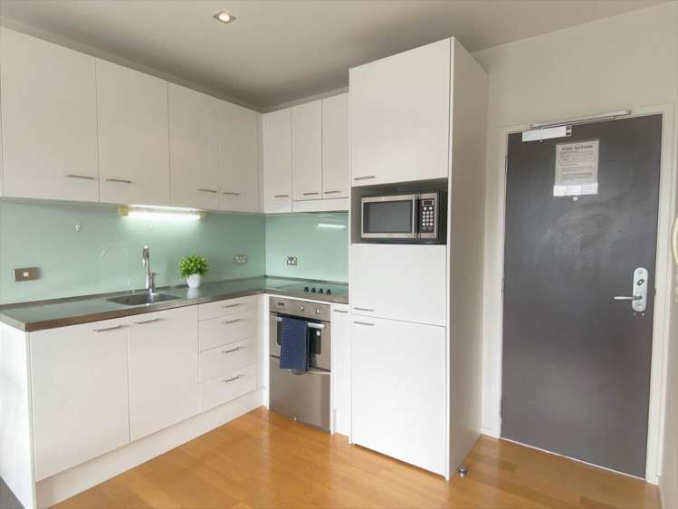 13a/16 Gore Street Auckland Central_7