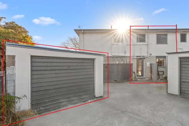 4/14 Church Square Addington_14