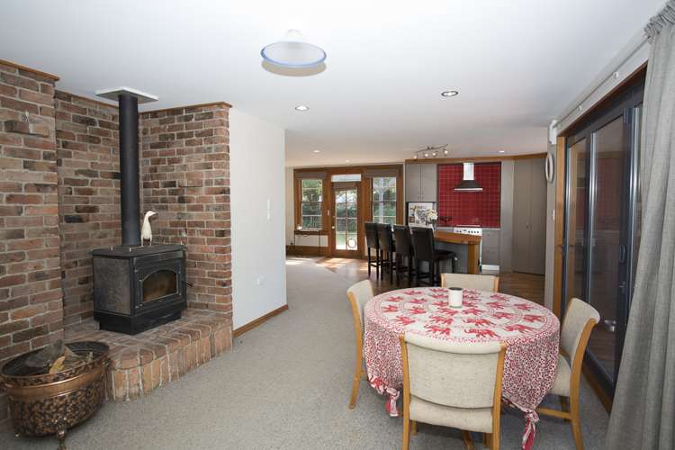 4 Pages Road Allenton_5