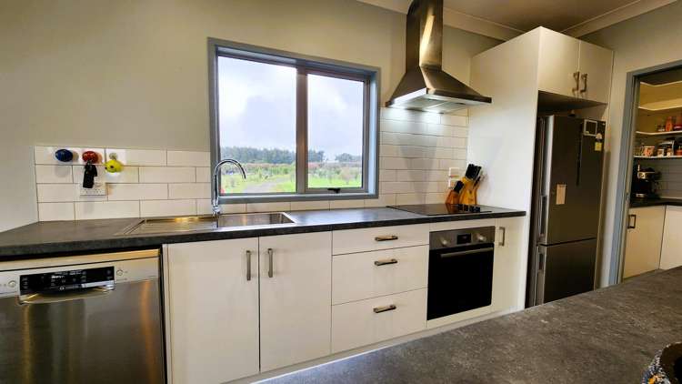 70 Peters Road Kaimiro_6