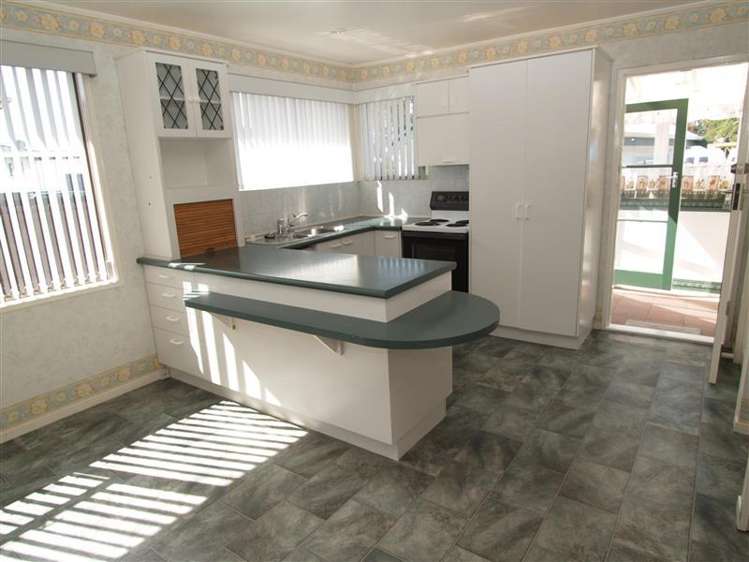 34 Frangipani Avenue Manurewa_10