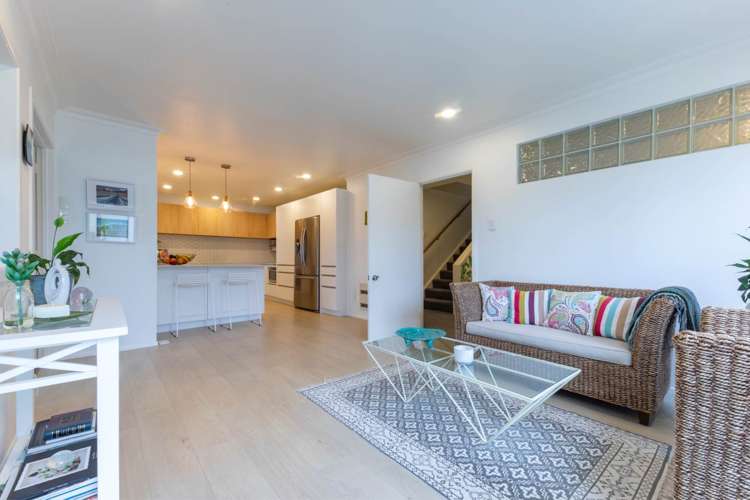 30 Arama Avenue Titirangi_16