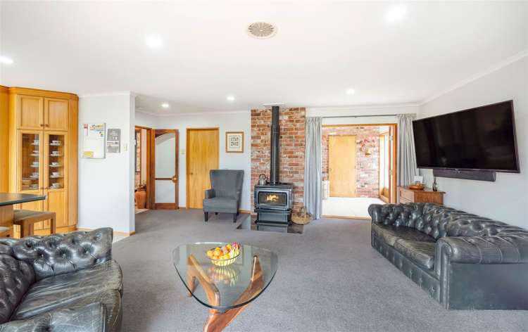 1112 Newtons Road Rolleston_12