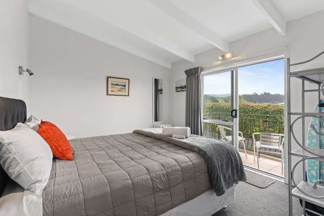 20/415 Port Road Whangamata_4