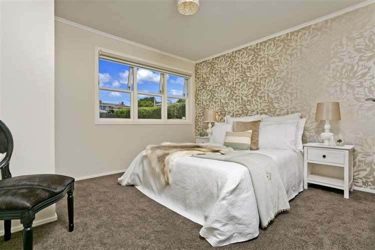 12 Fairclough Road Beach Haven_12