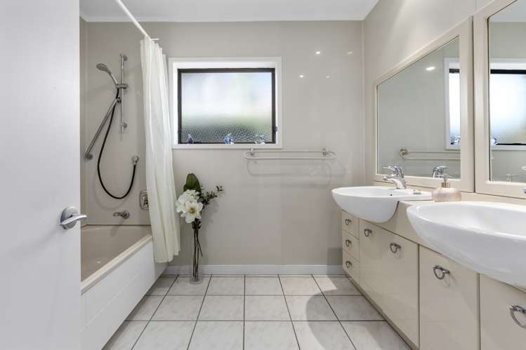 11 Laing Place Otumoetai_15