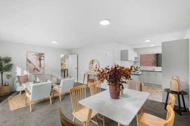 2/15 Coles Place_2