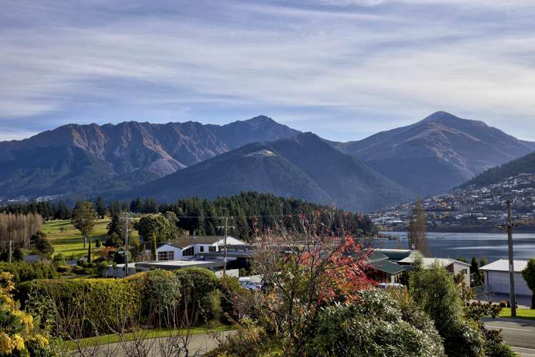 696 Peninsula Road Kelvin Heights_8