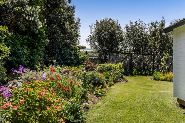 53 Fox Street Opunake_32