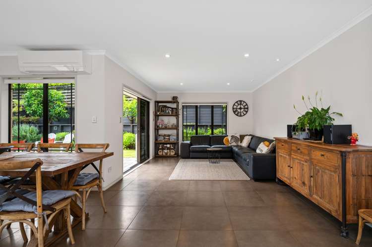 61 Glenmonarch Place Pyes Pa_6