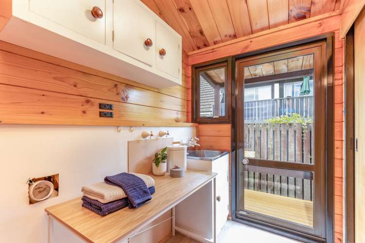 2/238 Estuary Road South New Brighton_16