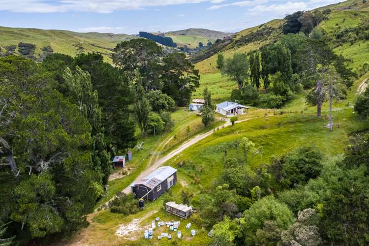 671 Saunders Road Tiraumea_21