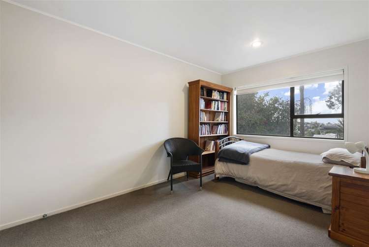 64 Newhaven Terrace Mairangi Bay_16