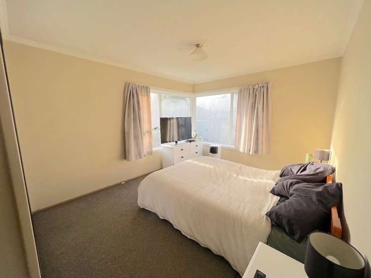 4 Oriana Crescent Hornby_5