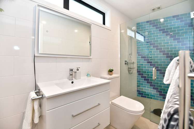 61 Brian Crescent Stanmore Bay_16