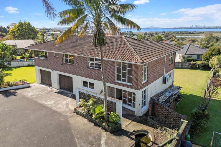 2 Wakeling Avenue Te Atatu South_17