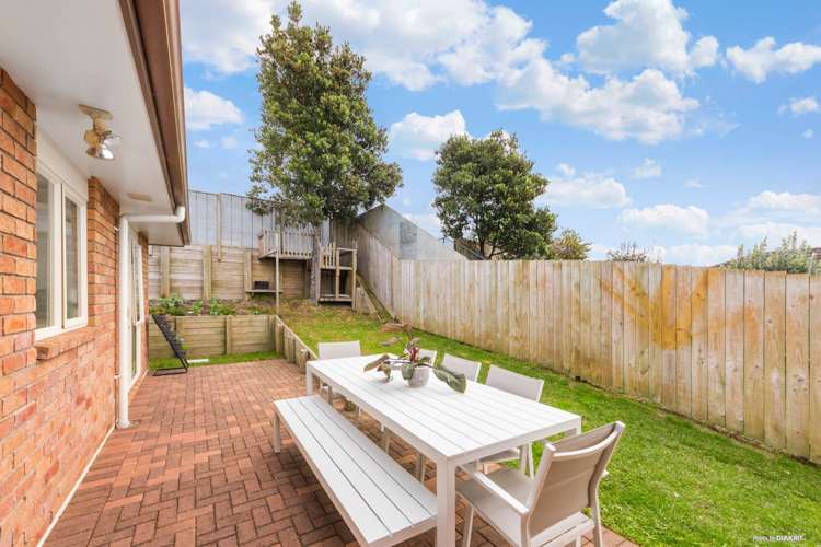 23 Richfield Crescent Westgate_14