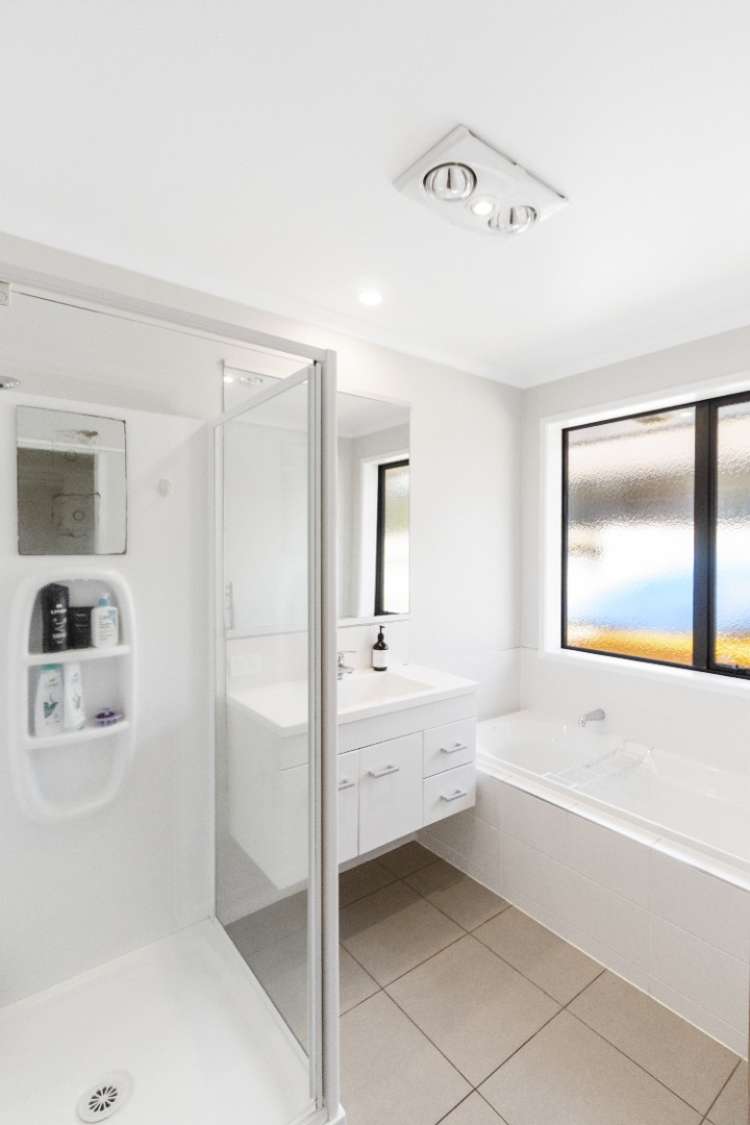 200 Harbourside Drive 1694_17