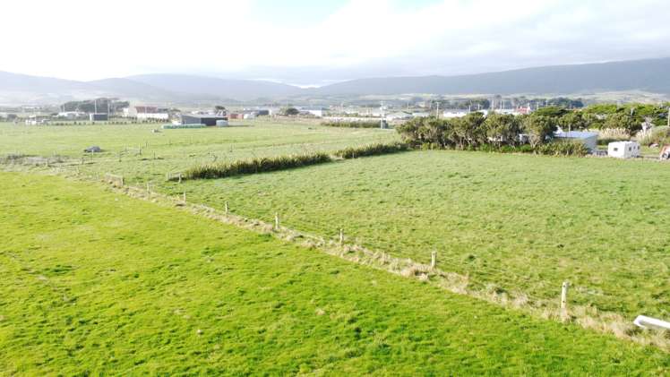 13 Surrey Street Orepuki_9