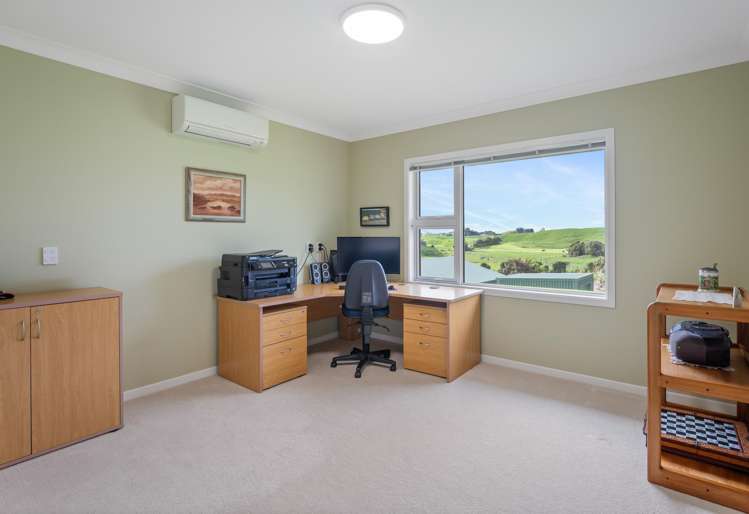 51 Paul Faith Lane Te Horo_20