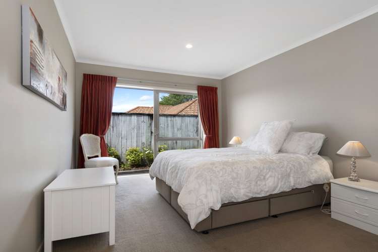 16 Glenmonarch Place Pyes Pa_15