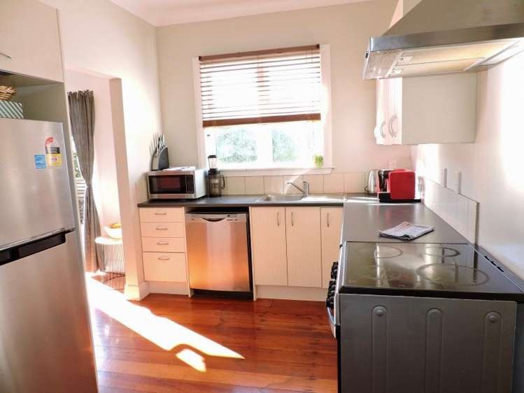 21b Tuki Street Titahi Bay_9