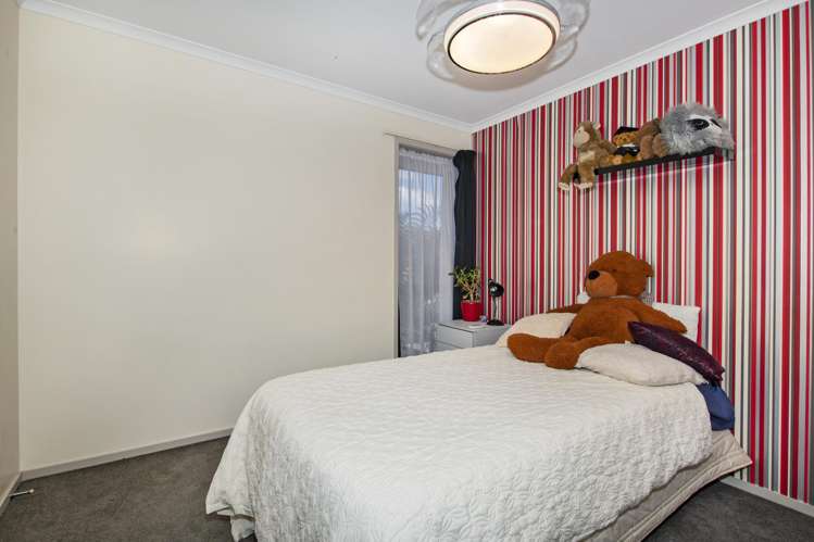 6 Mcainch Place Kamo_13