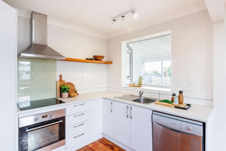 32 Pharazyn Street Feilding_4