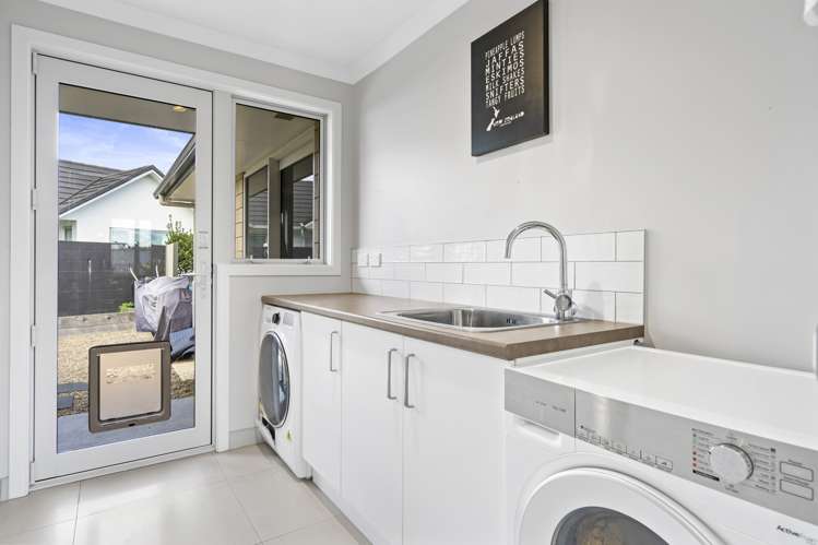 44 Baxter Michael Crescent Cambridge_20