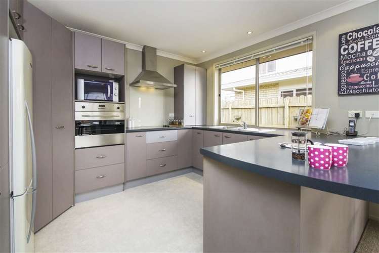 24 Tirohunga Drive Henderson_5