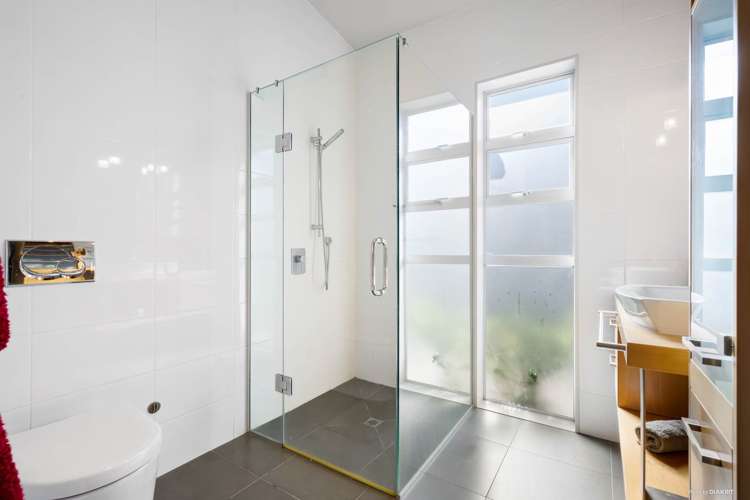 75 Pine Harbour Parade Beachlands_31