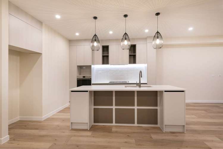 93a Argent Lane Wainui_11