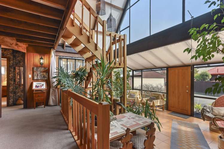 7 Yellowstone Crescent Burwood_18