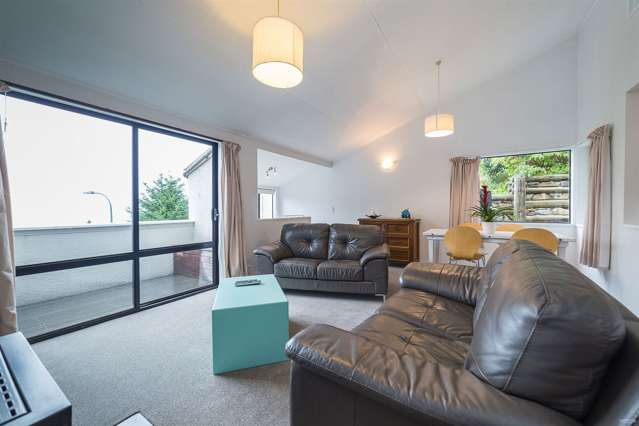 5b Wye Place Fernhill/Sunshine Bay_2