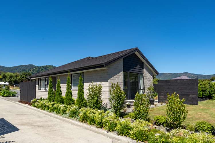 18 Discovery Way Waikawa_1