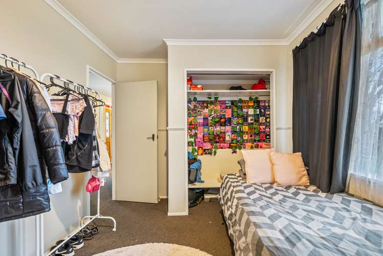 38 Holdsworth Avenue Trentham_13