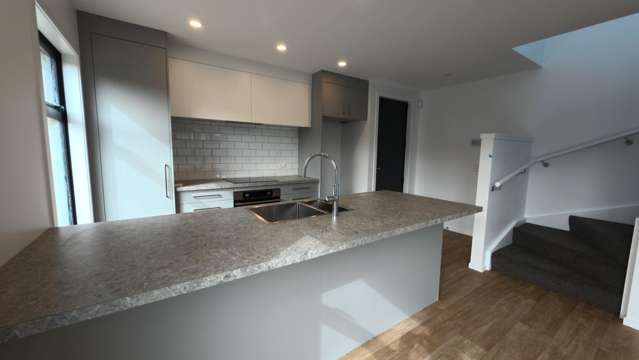 1/63 Hinemoa Avenue 11209_1