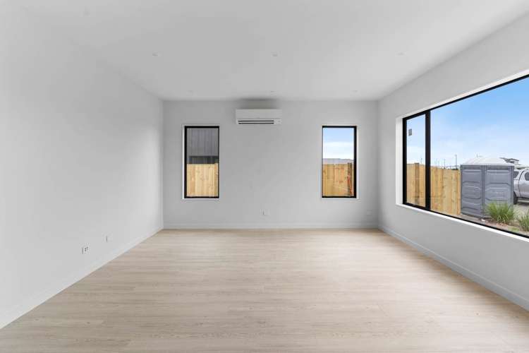 81 Clarks Beach Road Clarks Beach_3