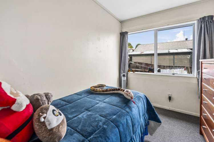 2/4 Cumberland Street Tauhara_9