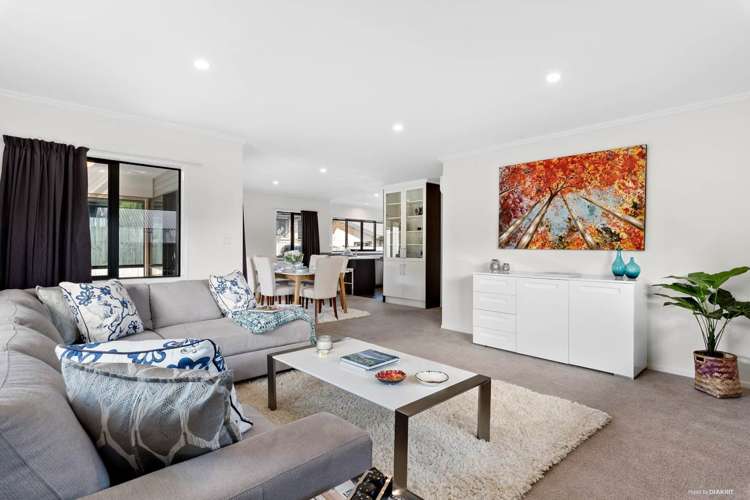 8 Lieshout Way Pukekohe_5