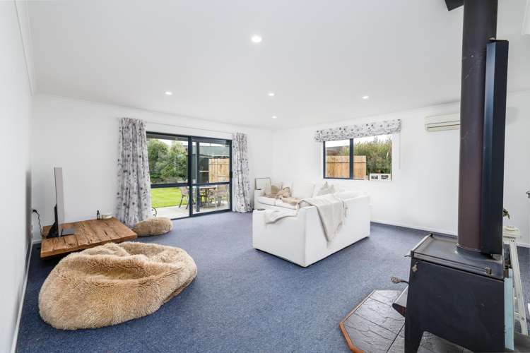 8 Butchers Lane Waimate_5