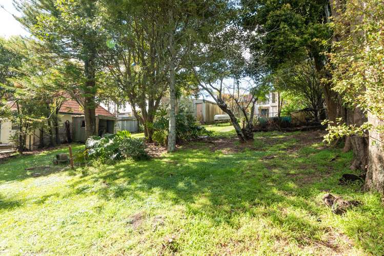 37 Forest Hill Road Henderson_17