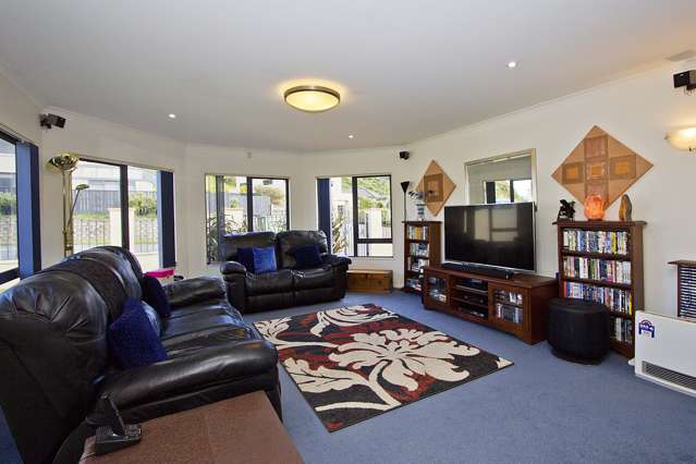 52 Downing Street Crofton Downs_2