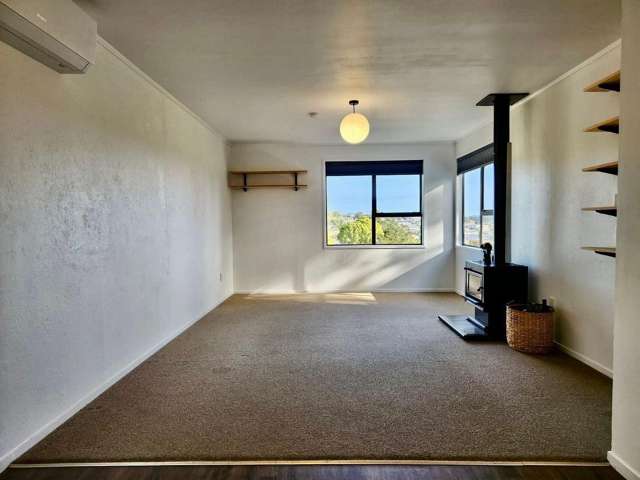 87 Solar Road Glen Eden_2