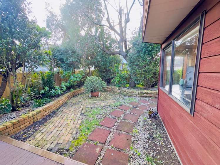 5a Gulf Crest Bucklands Beach_26