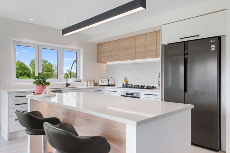 13 Temm Road Te Poi_10