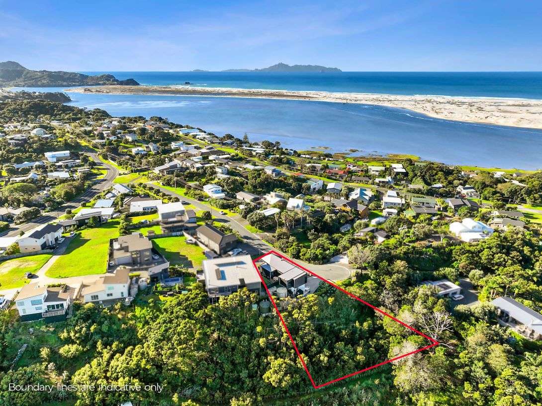 22 Devon Street in Mangawhai Heads, Kaipara