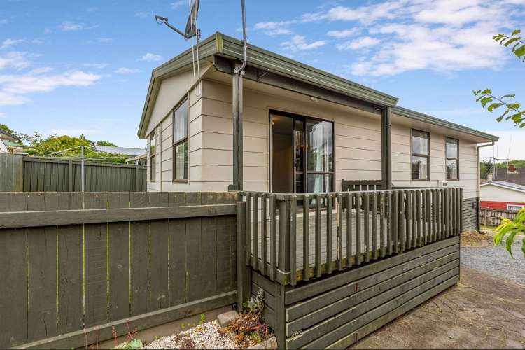 2b Tui Avenue Forest Lake_8