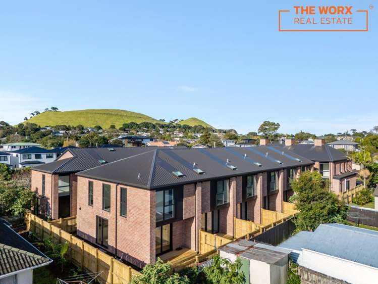 12/17 Matapouri Road Mangere Bridge_10